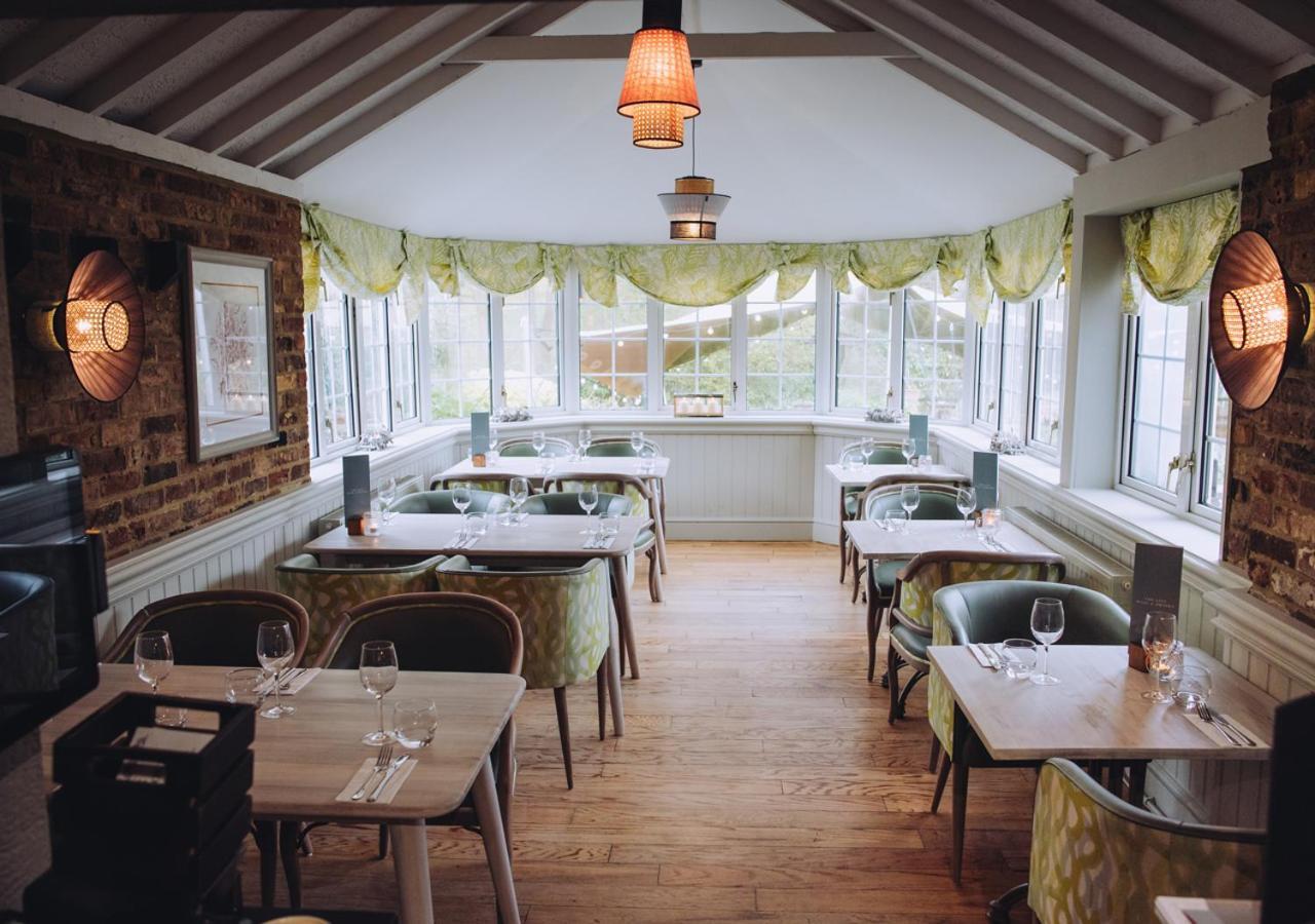 The Drummond At Albury Guildford Exterior photo